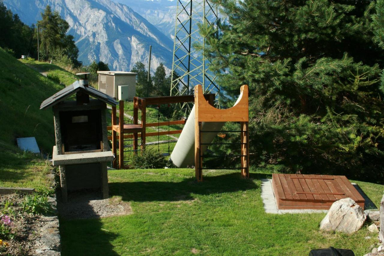 Chalet Le Fertin Ла-Тзума Экстерьер фото